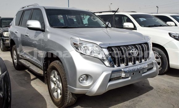 Acheter Import Voiture Toyota Prado Autre à Import - Dubai, Clarendon Acheter Import Voiture Toyota Prado Autre à Import - Dubai, Clarendon