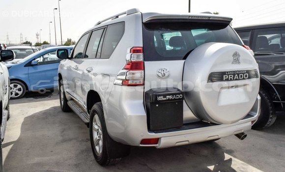 Acheter Import Voiture Toyota Prado Autre à Import - Dubai, Clarendon Acheter Import Voiture Toyota Prado Autre à Import - Dubai, Clarendon