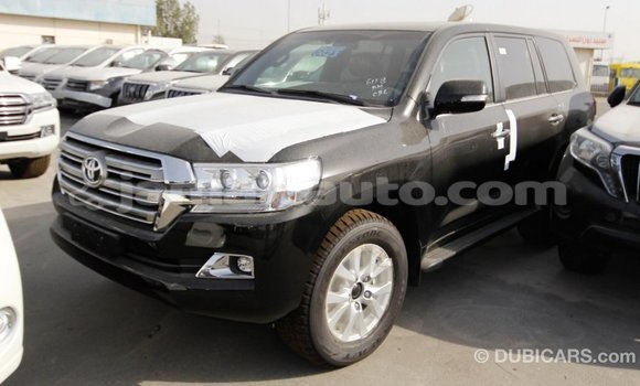 Acheter Import Voiture Toyota Land Cruiser Noir à Import - Dubai, Clarendon Acheter Import Voiture Toyota Land Cruiser Noir à Import - Dubai, Clarendon
