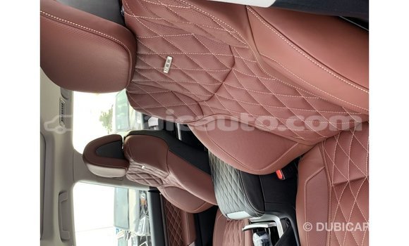 Buy Import Toyota Land Cruiser Black Car in Import - Dubai in Clarendon Buy Import Toyota Land Cruiser Black Car in Import - Dubai in Clarendon