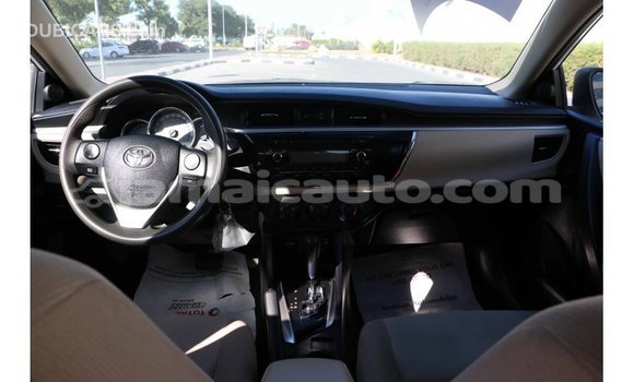 Acheter Import Voiture Toyota Corolla Blanc à Import - Dubai, Clarendon Acheter Import Voiture Toyota Corolla Blanc à Import - Dubai, Clarendon