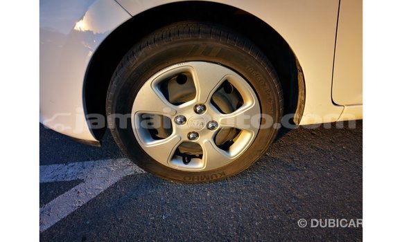 Acheter Import Voiture Kia Picanto Blanc à Import - Dubai, Clarendon Acheter Import Voiture Kia Picanto Blanc à Import - Dubai, Clarendon