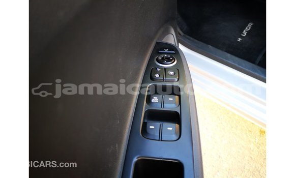 Acheter Import Voiture Hyundai i10 Autre à Import - Dubai, Clarendon Acheter Import Voiture Hyundai i10 Autre à Import - Dubai, Clarendon