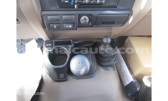 Buy Import Toyota Land Cruiser White Car in Import - Dubai in Clarendon Buy Import Toyota Land Cruiser White Car in Import - Dubai in Clarendon