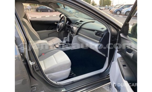 Acheter Import Voiture Toyota Camry Autre à Import - Dubai, Clarendon Acheter Import Voiture Toyota Camry Autre à Import - Dubai, Clarendon