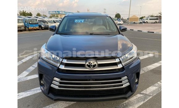 Acheter Import Voiture Toyota Highlander Bleu à Import - Dubai, Clarendon Acheter Import Voiture Toyota Highlander Bleu à Import - Dubai, Clarendon