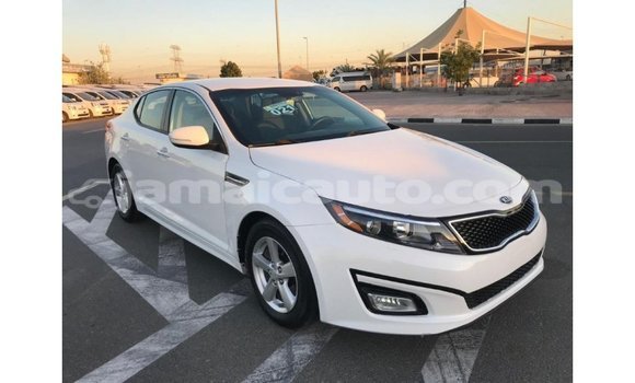 Acheter Import Voiture Kia Optima Blanc à Import - Dubai, Clarendon Acheter Import Voiture Kia Optima Blanc à Import - Dubai, Clarendon