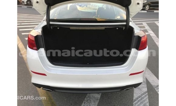 Acheter Import Voiture Kia Optima Blanc à Import - Dubai, Clarendon Acheter Import Voiture Kia Optima Blanc à Import - Dubai, Clarendon