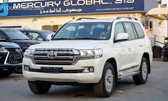 Buy Import Toyota Land Cruiser White Car in Import - Dubai in Clarendon Buy Import Toyota Land Cruiser White Car in Import - Dubai in Clarendon