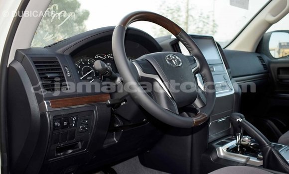 Buy Import Toyota Land Cruiser White Car in Import - Dubai in Clarendon Buy Import Toyota Land Cruiser White Car in Import - Dubai in Clarendon