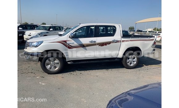 Buy Import Toyota Hilux White Car in Import - Dubai in Clarendon Buy Import Toyota Hilux White Car in Import - Dubai in Clarendon