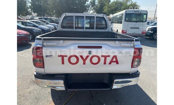 Buy Import Toyota Hilux White Car in Import - Dubai in Clarendon Buy Import Toyota Hilux White Car in Import - Dubai in Clarendon