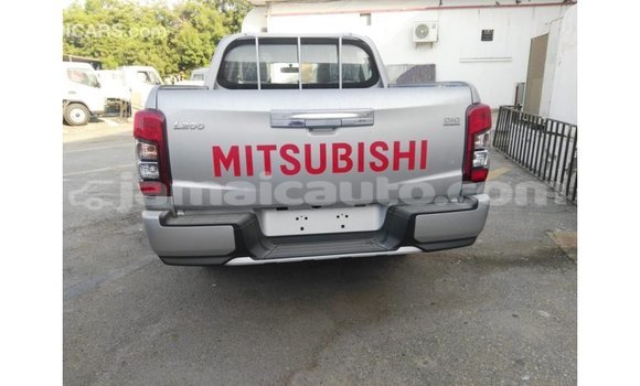 Buy Import Mitsubishi L200 Other Car in Import - Dubai in Clarendon Buy Import Mitsubishi L200 Other Car in Import - Dubai in Clarendon