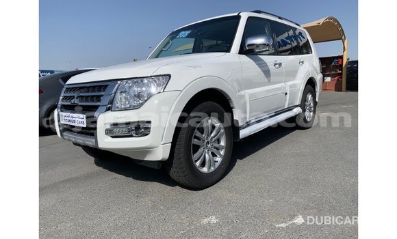 Buy Import Mitsubishi Pajero White Car in Import - Dubai in Clarendon Buy Import Mitsubishi Pajero White Car in Import - Dubai in Clarendon