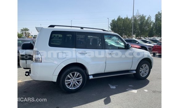 Buy Import Mitsubishi Pajero White Car in Import - Dubai in Clarendon Buy Import Mitsubishi Pajero White Car in Import - Dubai in Clarendon