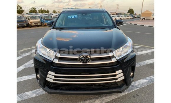 Acheter Import Voiture Toyota Highlander Noir à Import - Dubai, Clarendon Acheter Import Voiture Toyota Highlander Noir à Import - Dubai, Clarendon