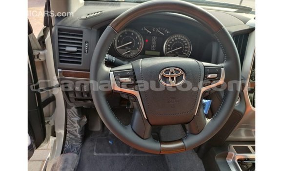 Buy Import Toyota Land Cruiser White Car in Import - Dubai in Clarendon Buy Import Toyota Land Cruiser White Car in Import - Dubai in Clarendon