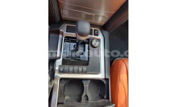 Buy Import Toyota Land Cruiser White Car in Import - Dubai in Clarendon Buy Import Toyota Land Cruiser White Car in Import - Dubai in Clarendon