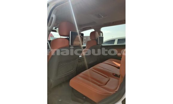 Buy Import Toyota Land Cruiser White Car in Import - Dubai in Clarendon Buy Import Toyota Land Cruiser White Car in Import - Dubai in Clarendon