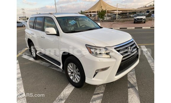 Acheter Import Voiture Lexus GX Blanc à Import - Dubai, Clarendon Acheter Import Voiture Lexus GX Blanc à Import - Dubai, Clarendon