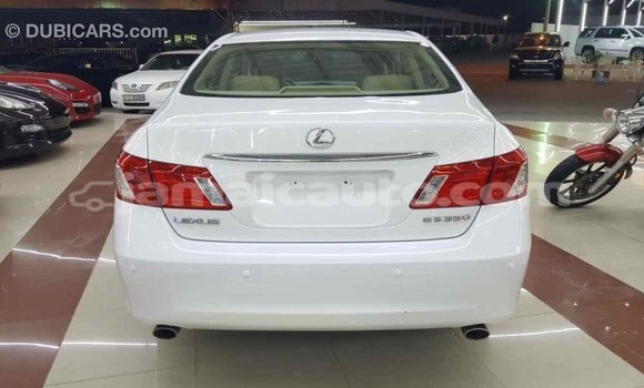 Buy Import Lexus ES White Car in Import - Dubai in Clarendon