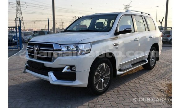 Buy Import Toyota Land Cruiser White Car in Import - Dubai in Clarendon Buy Import Toyota Land Cruiser White Car in Import - Dubai in Clarendon