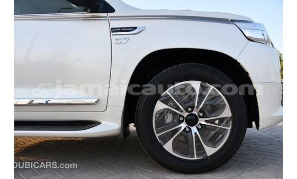 Buy Import Toyota Land Cruiser White Car in Import - Dubai in Clarendon Buy Import Toyota Land Cruiser White Car in Import - Dubai in Clarendon