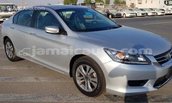 Acheter Import Voiture Honda Accord Autre à Import - Dubai, Clarendon Acheter Import Voiture Honda Accord Autre à Import - Dubai, Clarendon