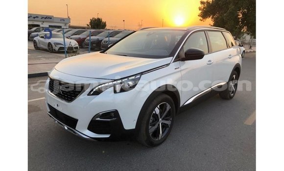 Buy Import Peugeot 5008 White Car in Import - Dubai in Clarendon