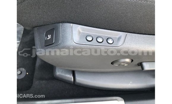 Acheter Import Voiture Peugeot 5008 Blanc à Import - Dubai, Clarendon Acheter Import Voiture Peugeot 5008 Blanc à Import - Dubai, Clarendon