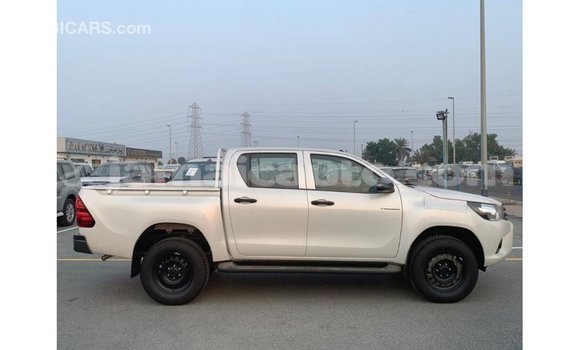 Buy Import Toyota Hilux White Car in Import - Dubai in Clarendon Buy Import Toyota Hilux White Car in Import - Dubai in Clarendon