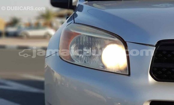 Acheter Import Utilitaire Toyota HiAce Autre à Import - Dubai, Clarendon Acheter Import Utilitaire Toyota HiAce Autre à Import - Dubai, Clarendon