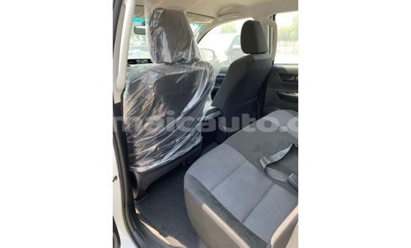 Buy Import Toyota Hilux White Car in Import - Dubai in Clarendon Buy Import Toyota Hilux White Car in Import - Dubai in Clarendon