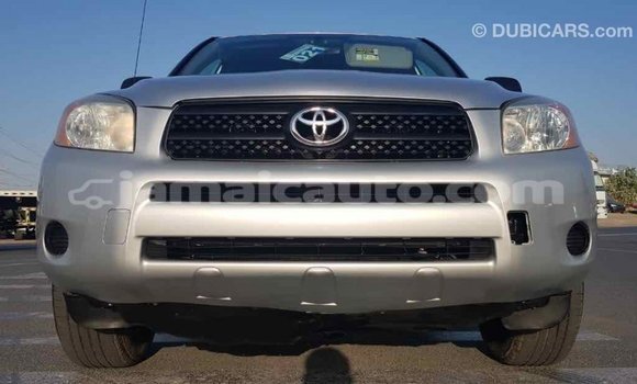 Acheter Import Utilitaire Toyota HiAce Autre à Import - Dubai, Clarendon Acheter Import Utilitaire Toyota HiAce Autre à Import - Dubai, Clarendon