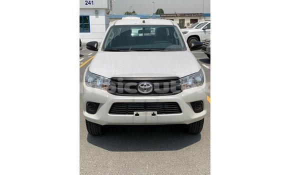 Buy Import Toyota Hilux White Car in Import - Dubai in Clarendon Buy Import Toyota Hilux White Car in Import - Dubai in Clarendon
