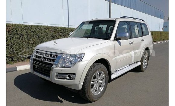 Buy Import Mitsubishi Pajero White Car in Import - Dubai in Clarendon Buy Import Mitsubishi Pajero White Car in Import - Dubai in Clarendon