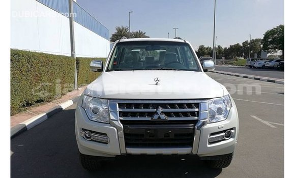 Buy Import Mitsubishi Pajero White Car in Import - Dubai in Clarendon Buy Import Mitsubishi Pajero White Car in Import - Dubai in Clarendon