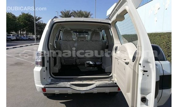 Buy Import Mitsubishi Pajero White Car in Import - Dubai in Clarendon Buy Import Mitsubishi Pajero White Car in Import - Dubai in Clarendon