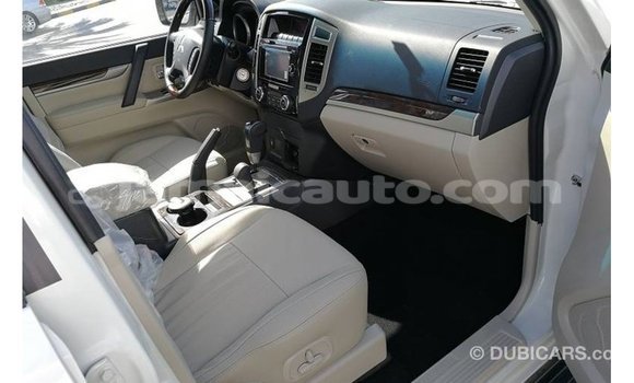 Buy Import Mitsubishi Pajero White Car in Import - Dubai in Clarendon Buy Import Mitsubishi Pajero White Car in Import - Dubai in Clarendon