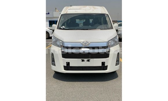 Buy Import Toyota Hiace White Car in Import - Dubai in Clarendon Buy Import Toyota Hiace White Car in Import - Dubai in Clarendon