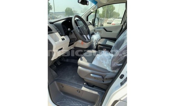 Buy Import Toyota Hiace White Car in Import - Dubai in Clarendon Buy Import Toyota Hiace White Car in Import - Dubai in Clarendon