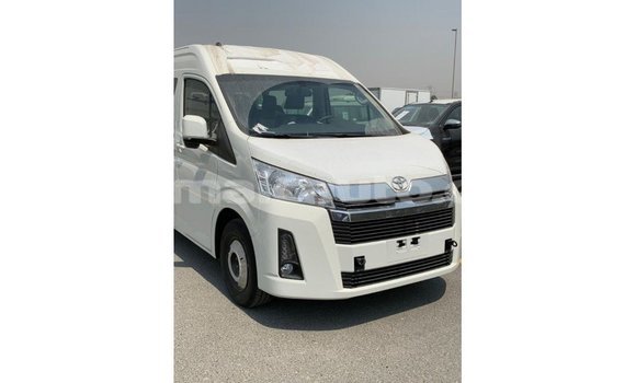 Buy Import Toyota Hiace White Car in Import - Dubai in Clarendon Buy Import Toyota Hiace White Car in Import - Dubai in Clarendon