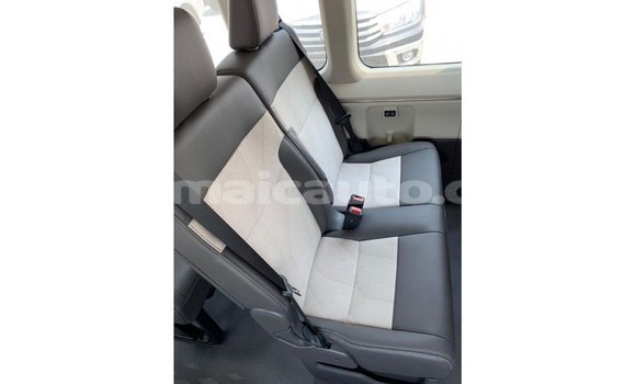 Buy Import Toyota Hiace White Car in Import - Dubai in Clarendon Buy Import Toyota Hiace White Car in Import - Dubai in Clarendon