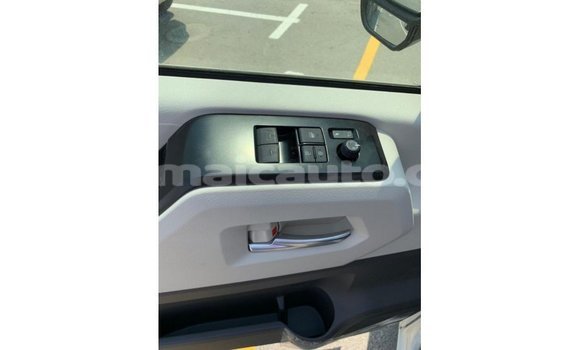 Buy Import Toyota Hiace White Car in Import - Dubai in Clarendon Buy Import Toyota Hiace White Car in Import - Dubai in Clarendon