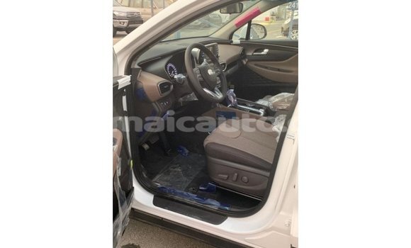 Buy Import Hyundai Santa Fe White Car in Import - Dubai in Clarendon Buy Import Hyundai Santa Fe White Car in Import - Dubai in Clarendon