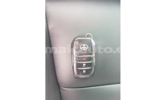 Buy Import Toyota Hilux Brown Car in Import - Dubai in Clarendon Buy Import Toyota Hilux Brown Car in Import - Dubai in Clarendon