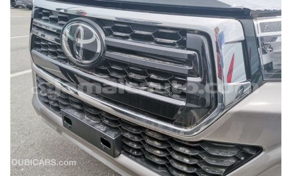 Buy Import Toyota Hilux Brown Car in Import - Dubai in Clarendon Buy Import Toyota Hilux Brown Car in Import - Dubai in Clarendon