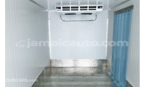 Acheter Import Utilitaire Hino 300 Series Blanc à Import - Dubai, Clarendon Acheter Import Utilitaire Hino 300 Series Blanc à Import - Dubai, Clarendon