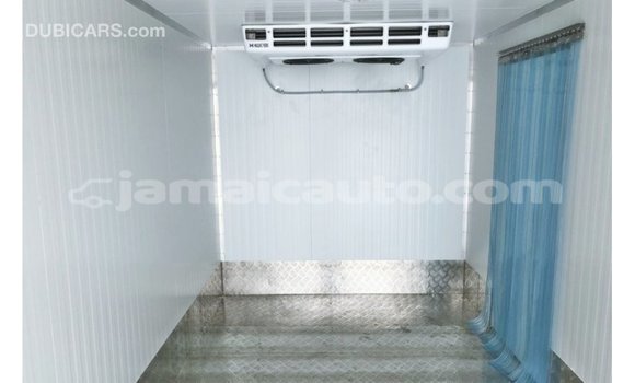 Acheter Import Utilitaire Hino 300 Series Blanc à Import - Dubai, Clarendon Acheter Import Utilitaire Hino 300 Series Blanc à Import - Dubai, Clarendon