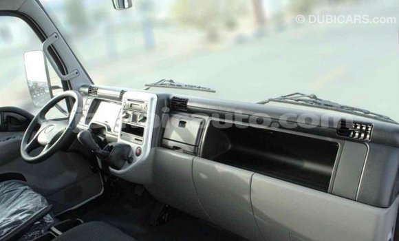 Acheter Import Voiture Mitsubishi i Blanc à Import - Dubai, Clarendon Acheter Import Voiture Mitsubishi i Blanc à Import - Dubai, Clarendon